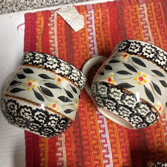 Cups and stand - Picture 4 of 5